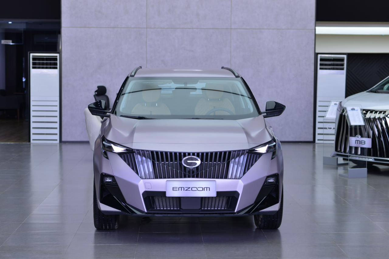 سياره GACموديل 2025فول مواصفات GS3
بانوراما 
مثبت سرعه 
تدفئه وتبريد كشن السايق 
جلد كامل 
ويل كب جميل جدا 
لون بنفسجي شبابي 
وبعد كثير مواصفات السياره مواصفاتها معروفه 
السياره اخذتهه اسبوعين بعدهه بأسم الوكاله مرقمه تحولهه الوكاله بأسم المشتري.ضمان السياره ١٠ سنوات كير ومكينه وفيها ضمان على الحوادث 69%و40الف كيلو سيرفس مجاني 
أبيع بداعي السفر مجتاج فلوسهه أربيل, العراق


**إذا كنت صاحب هذا الإعلان وتريد حذفه لأي سبب، رجاءا أرسل رسالة إلى الدعم الفني**