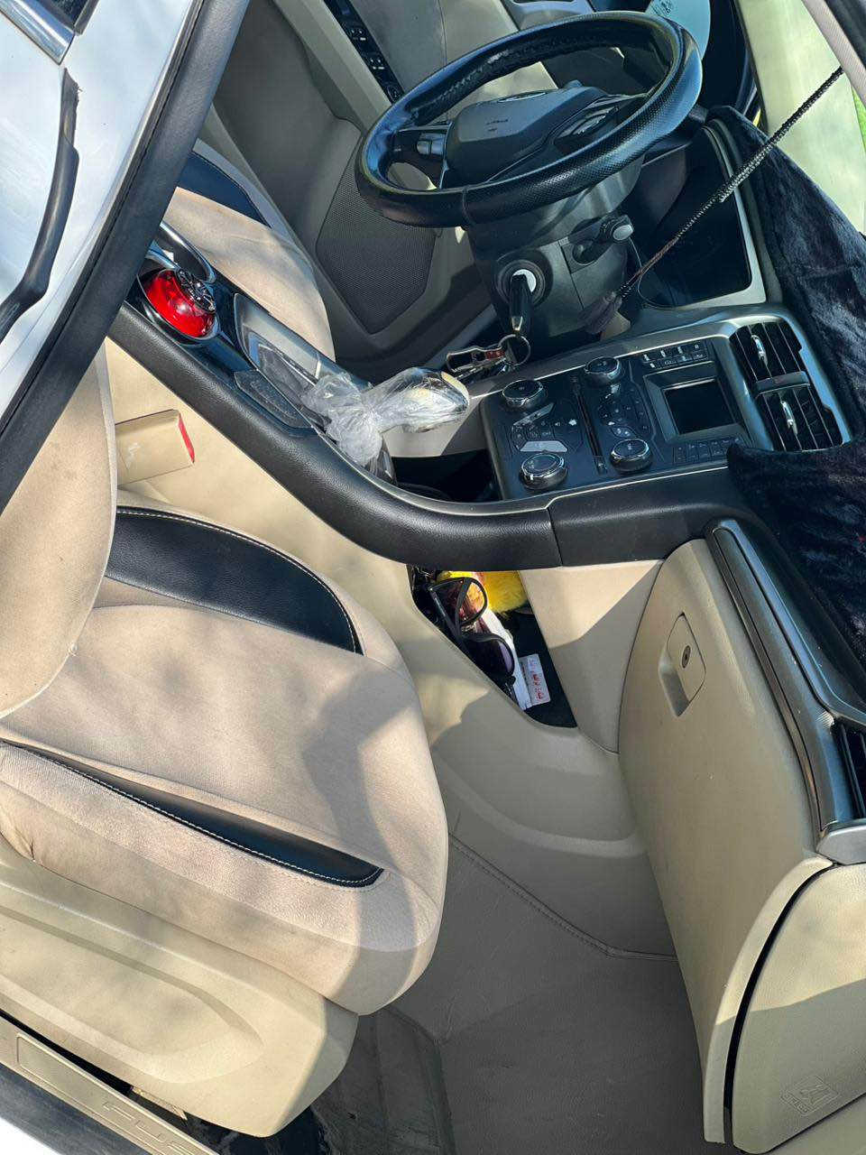 فۆرد فیوژن ٢٠١٣ کلین تایتل
مەکینەی ١٦ی تۆربۆ 
١١٠ مایل ڕۆشتووە 
نموونەیە لە جوانی و چوار ساڵە لای خۆمانە
7517679675 بنجوين, السليمانية
