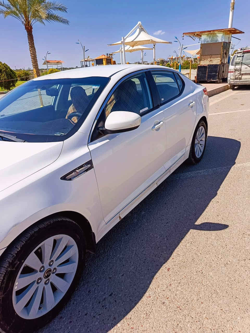 سلام عليكم ارخص اوبتيما بل سوك كله 
اوبتيما موديل 2011 (الرقم اربيل) الجديد سياره نضيفه وحلوه مال جنايه مكان السياره الفلوجه
السعر ٩٦ورقه تواصل مع صاحب السياره 
(***********)
