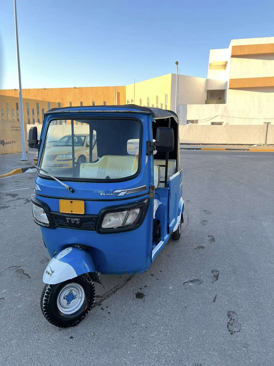 السلام عليكم تكتك للبيع 2022 رقم وسنويه تحويل ثاني يوم
تكتك (كفاله عامه)مكينة وبدي 

السعر 7800 (بيها مجال قليل)

رقمي ***********

مكاني : البصرة - قرب المدينة الرياضية
