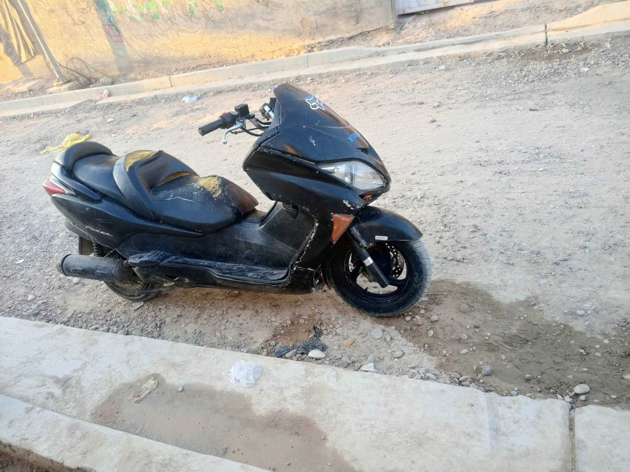 من رخصت الدمن فورزه صفر 8للبيع السعر 400قفل شغاله ومكينه كلجات نظيفه دبلات كهربائيات كلهه شغاله بغداد الكماليه بي واتساب ***********
