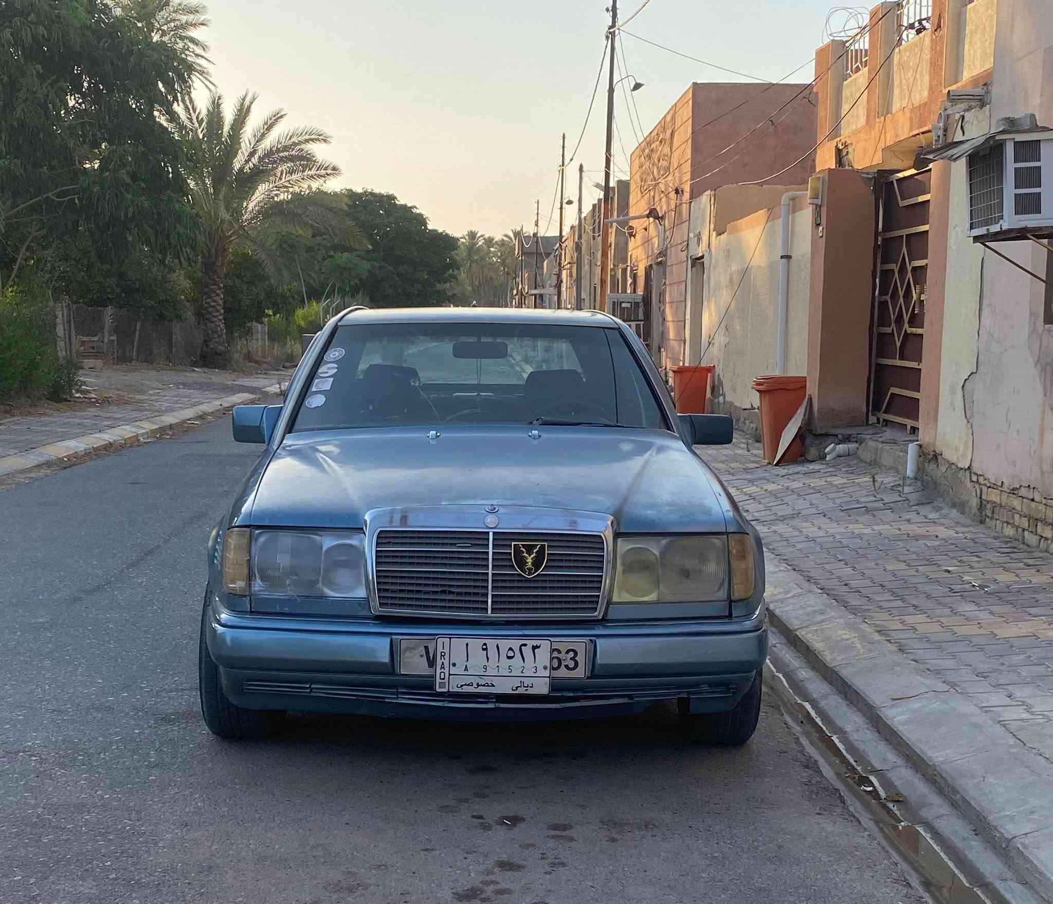 مارسدس دب موديل 1991  سعرهه 39
كير ومحرك بطهVVT اب شرط لا صرف لا بخار سنويه لل 2028 
كهربائيات كله شغاله  قواعد دبلات معمره جديد تخم تايرات جديد ويل جديد صدر جديد حداديه جديده غرفتهه جلد حلو نضيف بلادي تبريدهه بي نقص بسيط مكان السياره ديالى سعديه الجبل اي استفسار اتصل ***********
