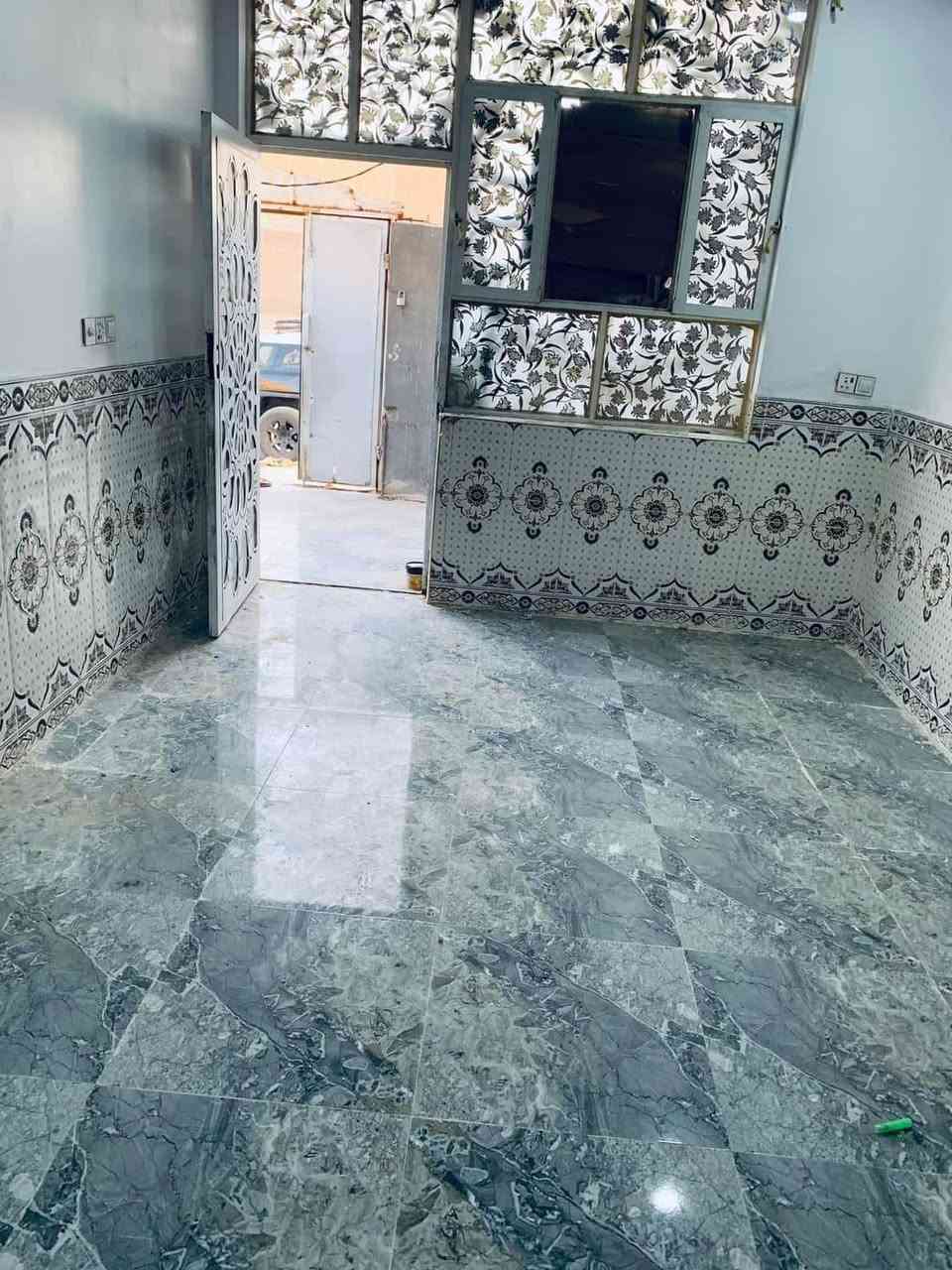 دار للبيع
 مطلوب للمصرف العقاري 85

النداء شارع ستين العرضي  

يباع بتطلوعه ٣٨  
ويرهم مراوس بعرصة بدال التطلوعه

البناء جديد بيت جاهز كامل طابق واحد  مكون من غرفه واحدة واستقبال ومطبخ وصالة وصحيات داخلية وخارجيه مع   السطح تشاريف 

لستفسار
***********
