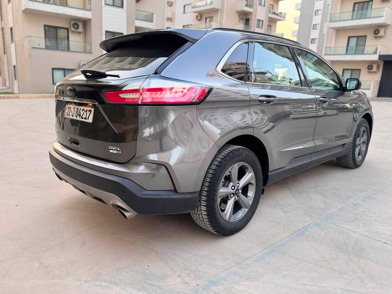 FORD EDGE SEL AWD
للبيع فقط

الموديل : 2022

اللون : نفطي

العداد :46600 الف كيلو متر

 الحادث : قبق الجنطة فقط

بدون ايرباك / بدون شاصي مكفولة 

رقم الشاصي وصور الحادث مرفقة في الصور

المواصفات : SEL

بصمات ابواب / شاشه سوني لمس كبيره

ستيرن تدفئة /كراسي تدفئة /كراسي امامي كهربائي /كراسي جلد مميز لون ازرق خيط احمر/ حساسات خلفية /تشغيل عن بعد تحكم استيرن جهتين

بصمة ترحيب/ تبريد خلفي /رادار امامي وخلفي /كاميرة خلفية كشافات /اوتو ستوب/ جنطة كهرباء

محرك 4 سلندر 2.0

السيارة نظيفة جداً

السعر / 19000$ وبيها مجال
مهندس محمد/***********
