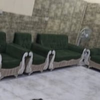 ٧ مقاعد • ما بي كسر • يحتاج غسيل