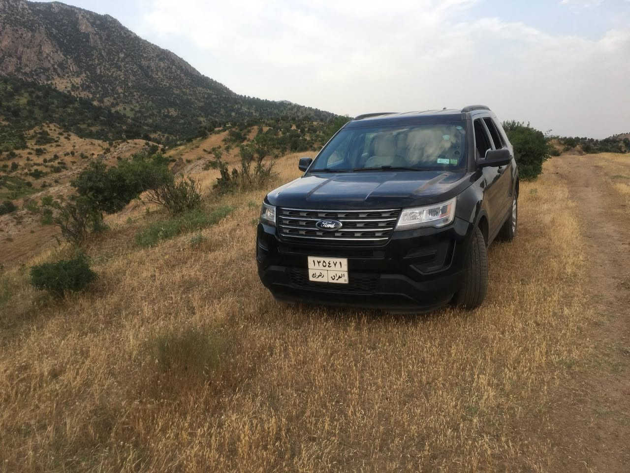 سلام عليكم ورحمة الله وبركاته
فورت اكس بلور 2017
بدون صبغ بونيد مبدل شركه
وبيها طخه شبر بالجاملغ ماشي ١١٥ كيلو متر سياره باسمي رقم سنويه جديد سياره جاهزه مابي مصرف 
مواصفات 
دبل اكسن 
كير اوتوماتيك وشفتات
داخل اصفر وضع الشركه 
الحادث موجود سعر 173$ومجال
***********
