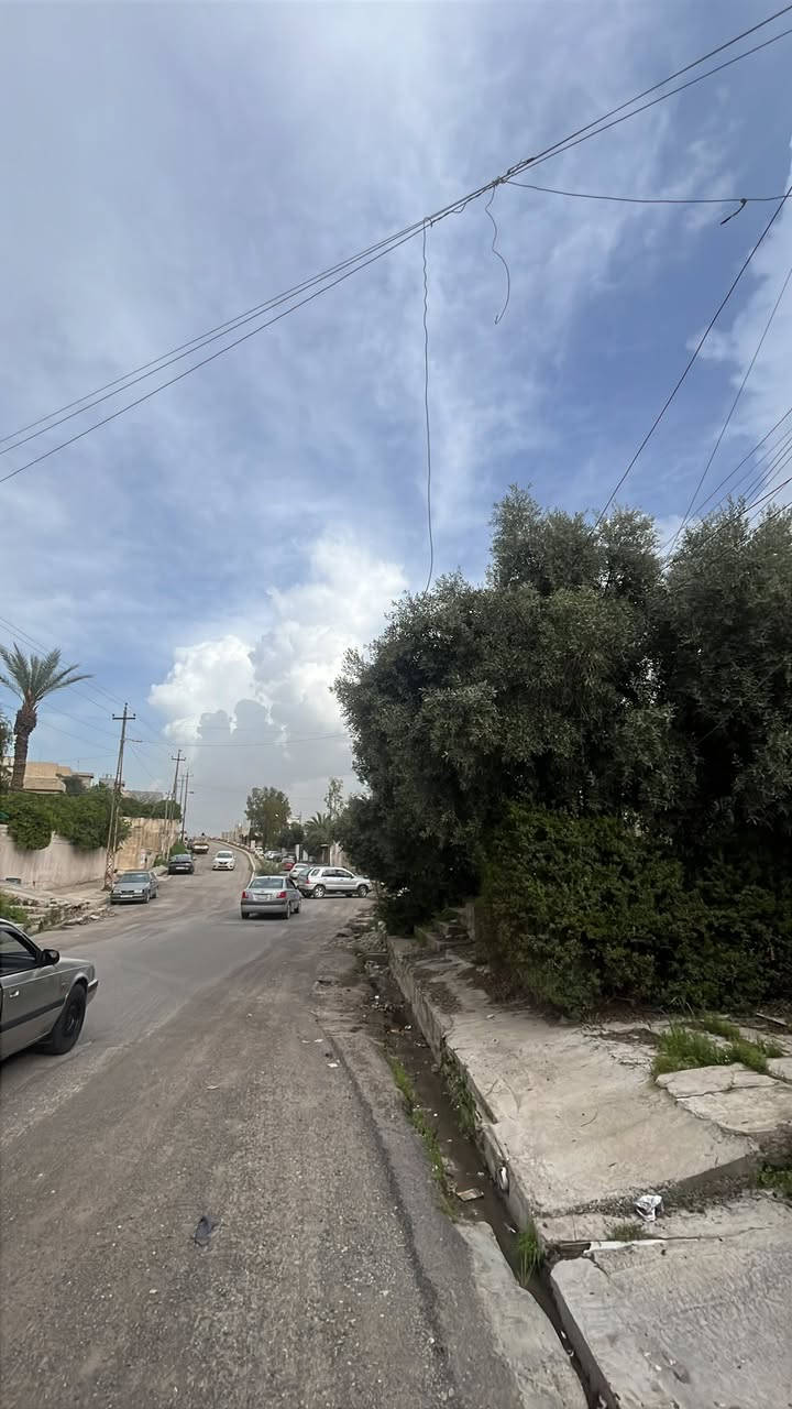 اعلان  31 

دار للبيع - حي البريد فرع مقابل شامل ابو قلية 

383م ( 30م✖️12.75م ) شارع بعرض 20 متر 

💲السعر على تلغرام 
https://t.me/walidhamo
🏢 مكتب النجمة للعقار
📍 الموقع: بعويزة – قرب محطة السادة
📲 ***********
📲 ***********
