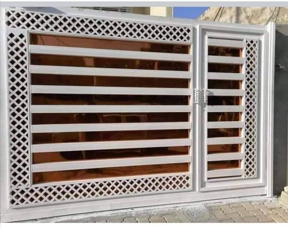 باب الشارع الرئيسي حسب الصورة والنقشة احدث موديلات كافة النقشات شغل درجة اولى وبي ضمان اتصل على ***********بي واتساب
