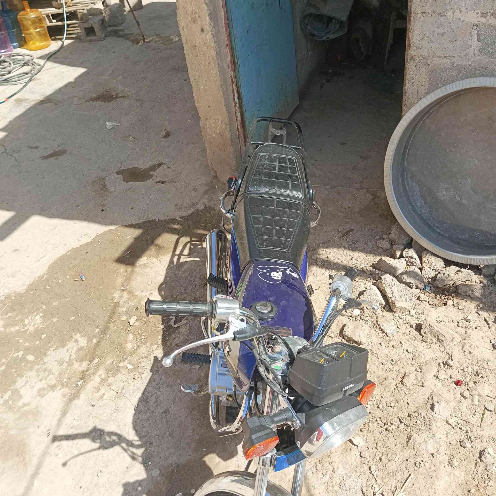 سلام عليكم دراجه نامه زيرو زيرو موديل ٢٠٢٥ دراجه مال جناي اول تبديله دهن دراجه حلوه كلها شغاله مامشايه هواي صالها اقل سبوع نازله من وكيل *********** السعر ٧٥٠ وبيها مجال
