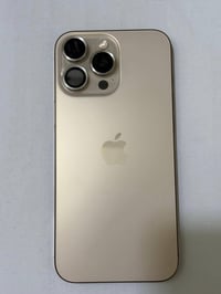 ايفون 16 برو ماكس نظيف جدا  ذاكرة 256 حالة البطارية 100% عدد الدورات 8...