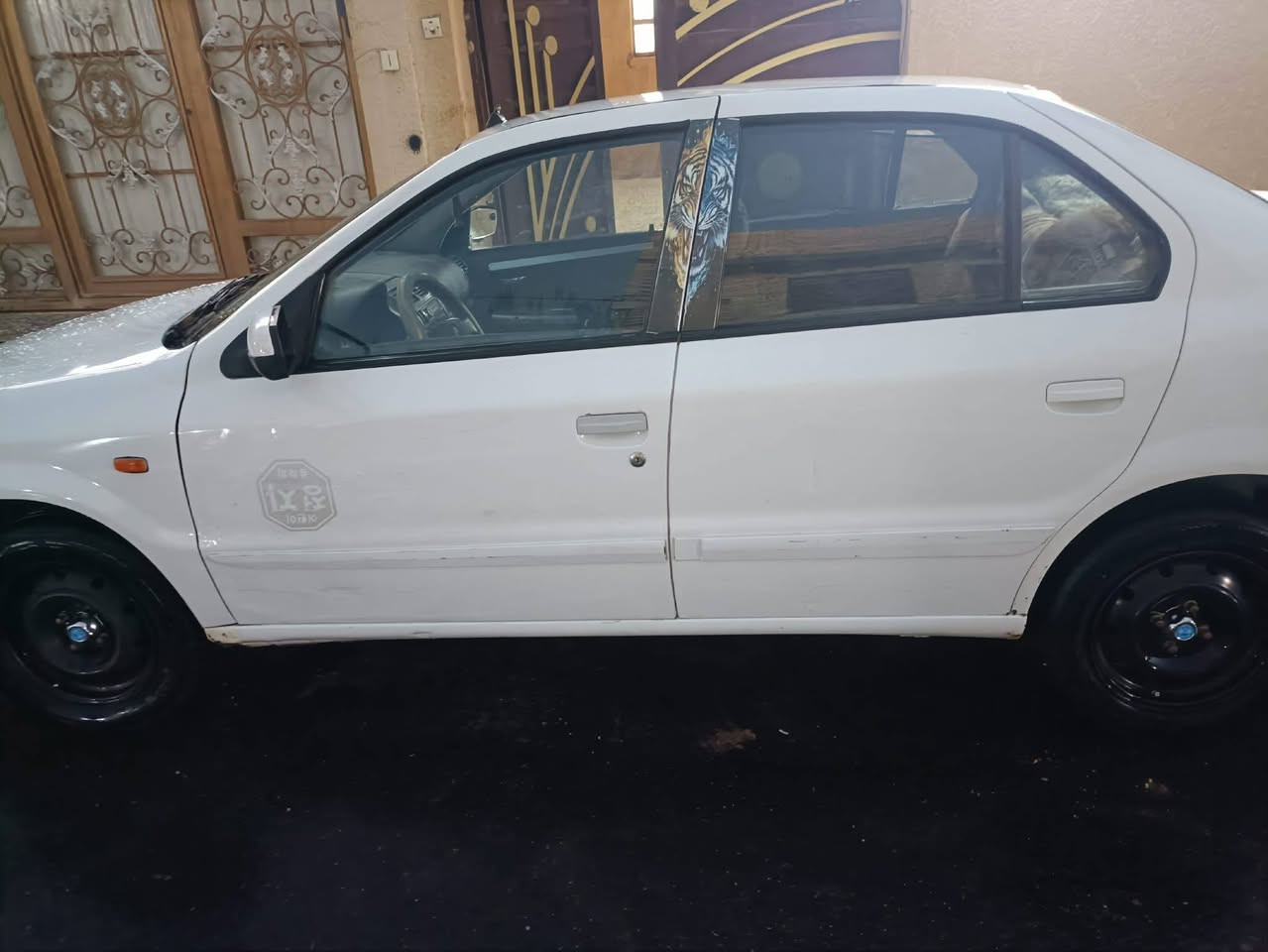 سمند للبيع موديل 12كل نقص مابيها كلها شغاله حداديه جديده تخم تاير جديد باتري جديد تتفائ شغاله بسمي السياره سنويه ما صاقطه سعرها 38 او بيها للطيبين هاذا رقمي ***********
