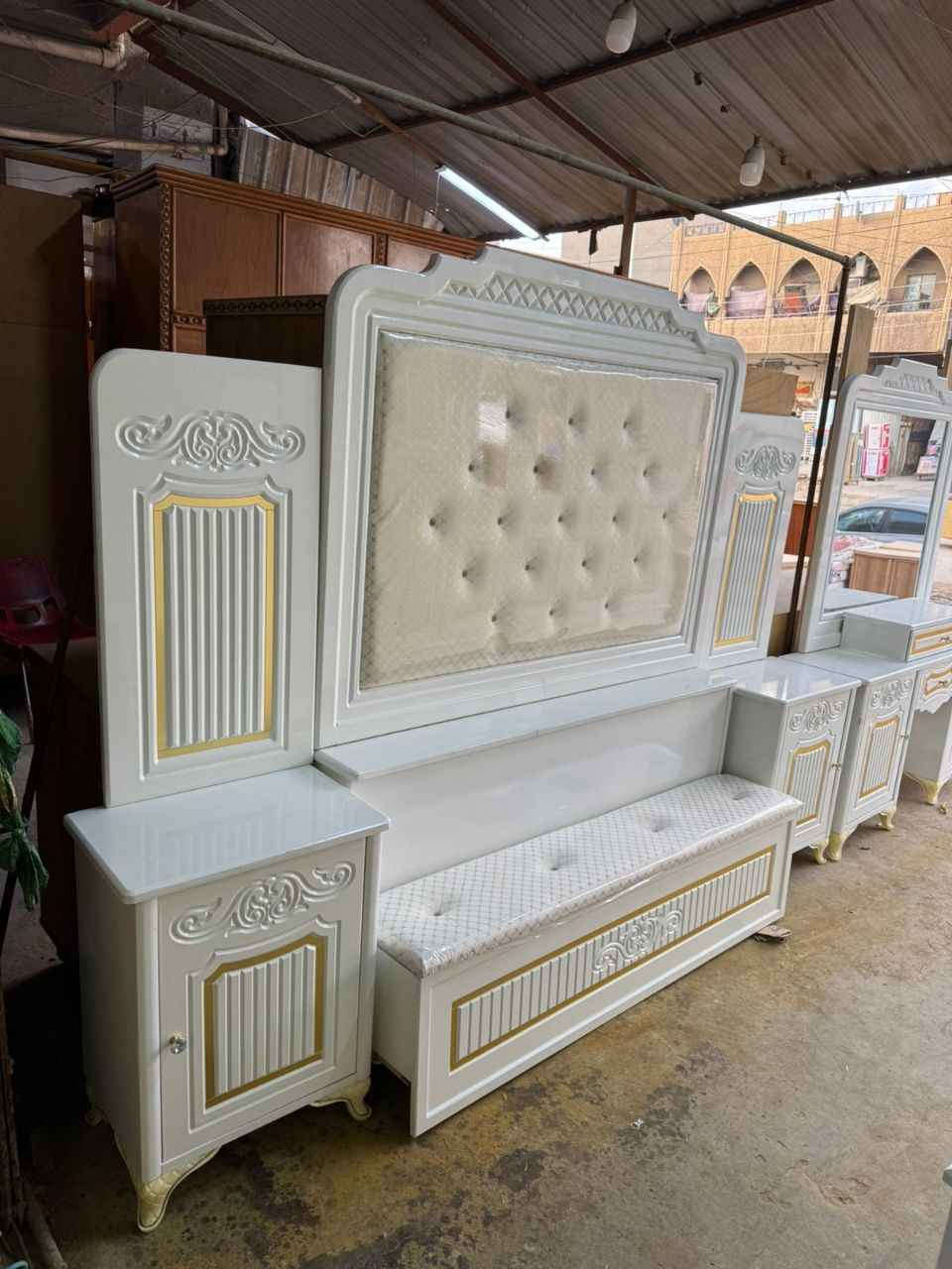 غرفة ست ابواب موديل

 (الرونقة ) تصميم تركي بشغل ولمسات عراقية 

الخارج ام دي اف 12 ملم 
الداخل صاج طبيعي 4 ملم 
القاعدة بلوك صاج 16 ملم 
الظهر جرجوبة فتح وشد براغي 
الصبغ فرن حراري ودرجة اولى 
الدوشمة عراقية وخياطة يدوية والون حسب الطلب 
للحجز والاستفسار مراسله الصفحة او الواتساب *********** كربلاء, العراق
