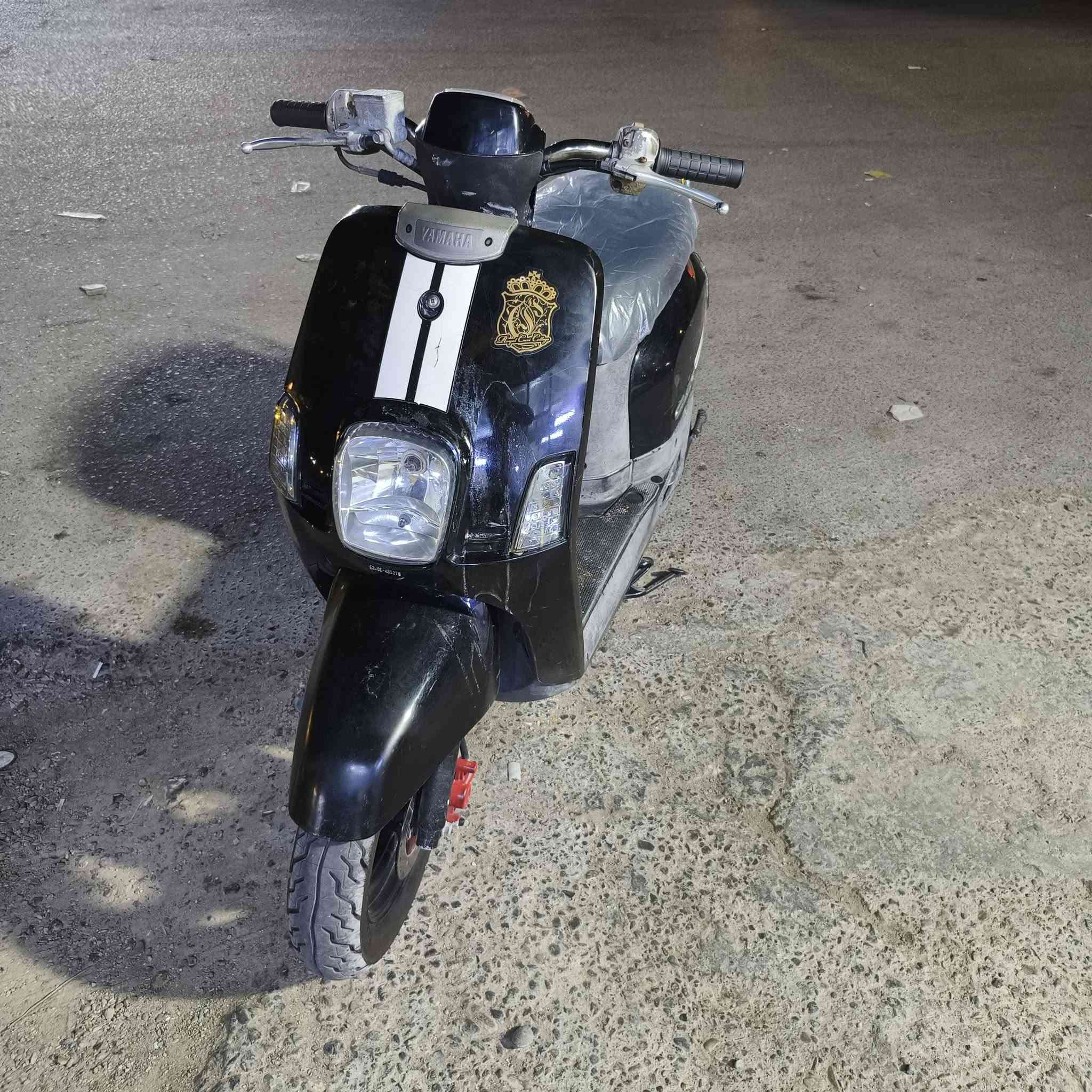 السلام عليكم
للبيع ماكس بوليسي كفاله عامه ختم واحد
السعر 1100/ مليون وميه وبيها مجال
 مكاني بصره/حدائق كازينو لبنان/***********
