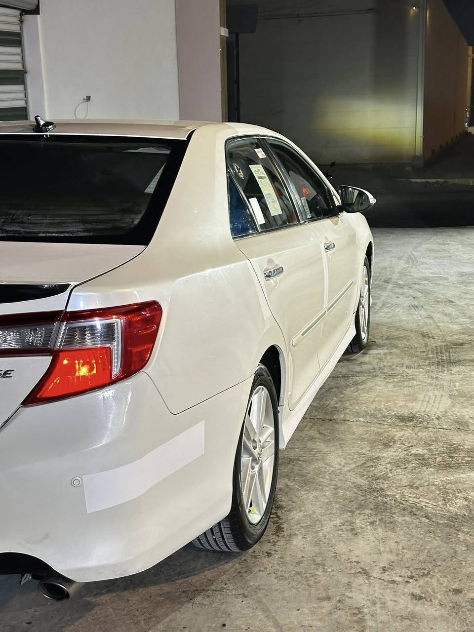 (السلام عليكم)السونار مرفق مع الصور
كامري خليجي (2013)SE

مكفوله كفاله عامه 

رقم سليمانيه الدولي 

رقم هزه سنويه جديد

فول مواصفات ماعدا الفتحه 

(دبل كزوز)

والمواصفات الباقيه معروفه 

(مكان السياره الرمادي)

الاستفسار والاتصال ع رقم 

(***********)

ملاحضه السياره جاهزه للاخير 

تخم تاير جديد 

صدر امامي خلفي جديد 

السسسسسعر (155)او بيها مجال بسيط
