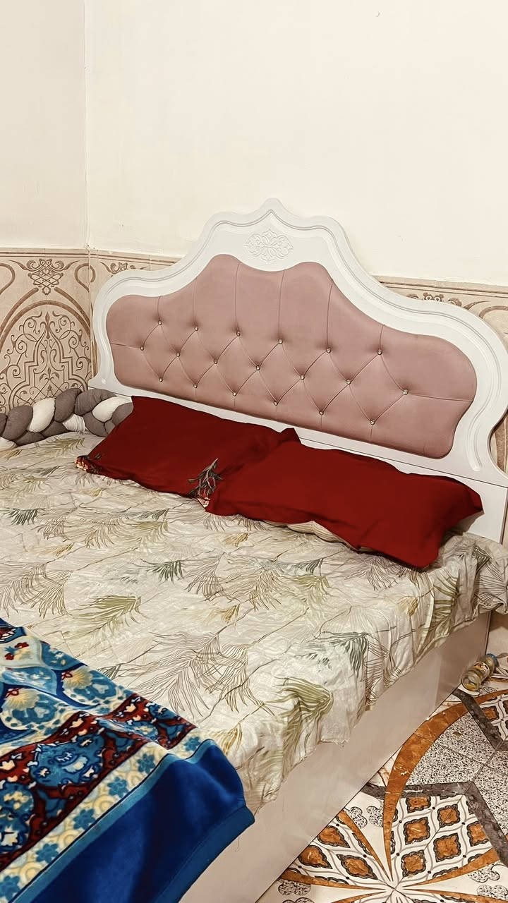 غرفه تركية كانتري ٩ قطع نضيفه مابيها ضرر سعر ٦٥٠ 
سرير طفل جديد مابي كل ضرر سعر ٦٥
مكاني نجف حي الوفاء


**إذا كنت صاحب هذا الإعلان وتريد حذفه لأي سبب، رجاءا أرسل رسالة إلى الدعم الفني**