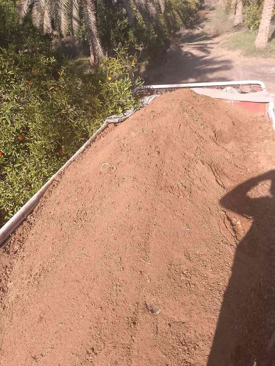 سلام عليكم يوجد دمن غنم أو هوش ولي يريد يتصل على الرقم الموجود *********** و *********** ترس فول ولي يريد بيه خير ويدلل ديالى وبغداد فقط
