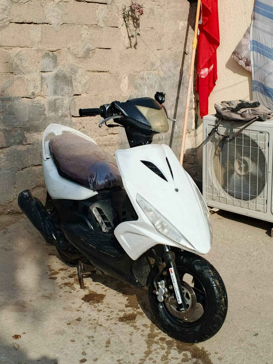 البيع ماكس مضلع ياباني دراجه نكره وحده باي وقت 150 قفل ربع ماينزل *********** ناصريه اسكان صناعي
