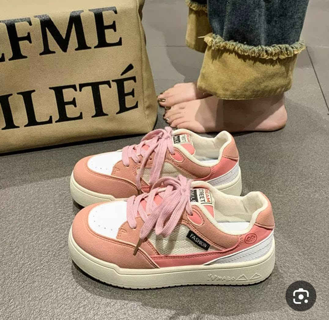 احذيه fashion موديل حديث درجه أولى ❤️‍🔥


**إذا كنت صاحب هذا الإعلان وتريد حذفه لأي سبب، رجاءا أرسل رسالة إلى الدعم الفني**