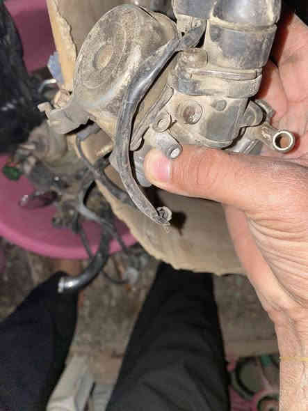 كابريتر ماكس اصليات بلادي ع شغل ثنيهن ب50  مكاني بغداد حي اور توصيل موجود 
***********
