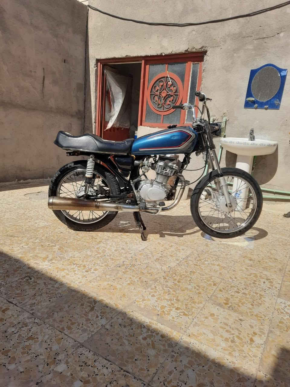 سلام عليكم يراني للبيع كلك نامه شلامجه مكينه بدل ولفات فقط شرط نهضه شك لكاع مكينه خرسه سعر 350 وبيه مجال مكاني الهارثه  ***********
