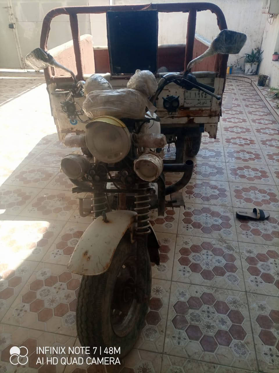 سلام عليكم
ستوته للبيع دايون مديل 12 رقم ابيض 
مكينه فلين توه شديته صارله شهر 
مكلف بل نشر اتصال عله رقم ماجاوب خاص 
***********
