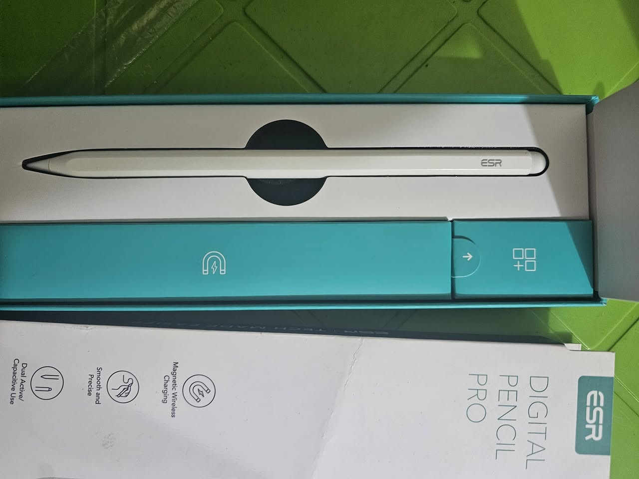 سلام عليكم
قلم ايباد من شركة ESR الامريكية
مدعم من شركة ابل
القلم يربط مباشر بالجهاز بدون بلوتوث
يدعم شحن مغناطيسي وشحن لاسكي
قلم سريع جدا بدون لاك
السعر 
٣٥ الف
علما سعره بالاسواق ٧٥ الف
توصيل موجود


**إذا كنت صاحب هذا الإعلان وتريد حذفه لأي سبب، رجاءا أرسل رسالة إلى الدعم الفني**