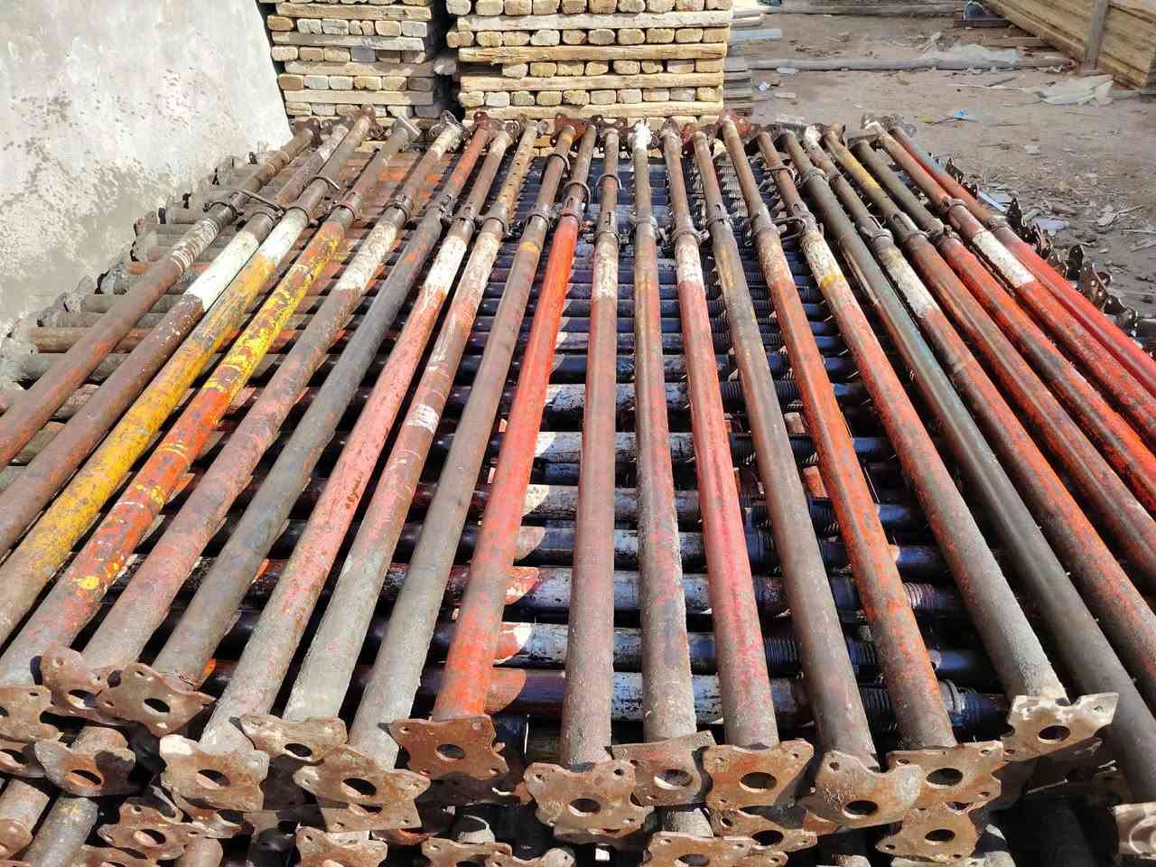 السلام عليكم جكات للبيع عجمان الإماراتي الأصلي العدد(٣٢٥)العنوان حله ***********
