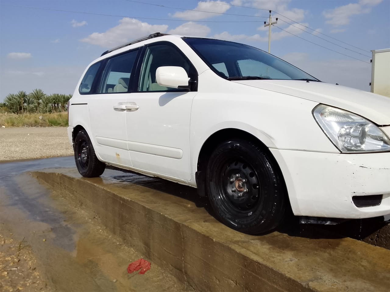 السلام عليكم للبيع سيدونا 2008
جاهزه من كلشي رقم بغداد باسمي
السعر 130بيهةمجال الاستفسار 
***********
