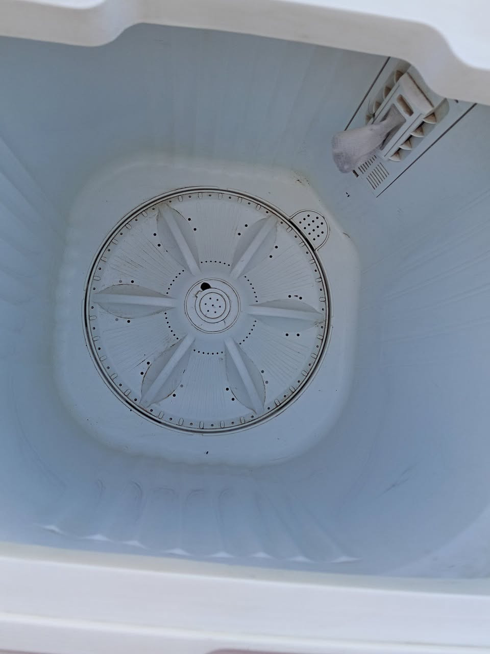 غساله كله شغاله ب40الف 
اتصل ***********
