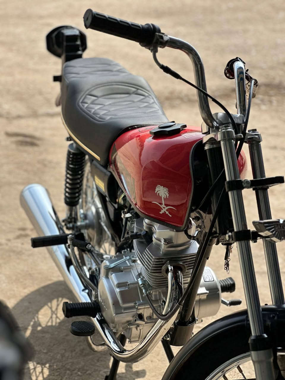 للبيع دراجه اورق اورق شاصي بارت بوريه رفيعه السعر ٩٠٠ ***********بيه مجل
