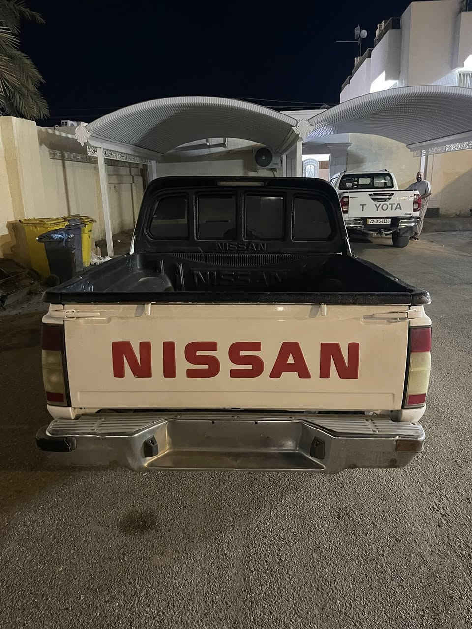 السلام عليكم للبيع بيكم نيسان موديل 2008 مزاد ترقيم شوكت متريد مصبوغه عام كير بل باكيت مكينه مجفته شركه سعر 77 ورقه مكانها حصييه الشرقيه ***********
