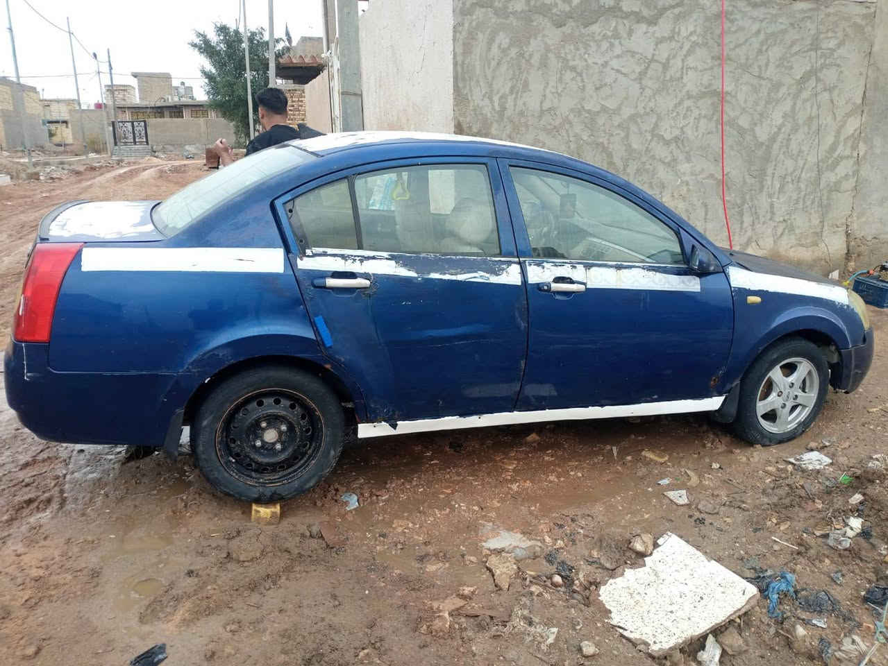 سلام عليكم اخوان.
سيارة شيري اي فايف موديل 2013.
كير و محرك 1600 كورله. اوتوماتيك 
محرك وكير خير من الله. مراوس فقط.(بكورله.او مارك).
الديوانية قضاء الشامية. الاستفسار.***********
