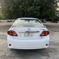 كورلا خليجي موديل ٢٠٠٨ للبيع  السيارة ماشية ١٦٠ الف كيلومتر بيها قطعتي...