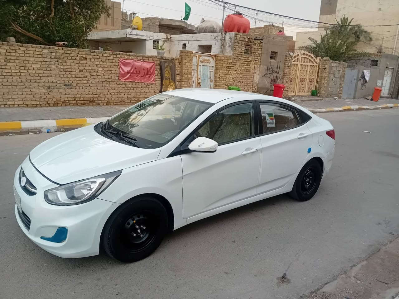 السلام عليكم أكسنت موديل 2013 وارد خليجي رقم واسط بأسمنه تحويل مباشر محرك 1600 محرك وكير مكفولات تخم تاير جديد حداديه امامي وخلفي جديد تبريد شغال بيها رشات صبغ جمالية بدون ضربة سيارة جاهزه السعر 78 للأستفسار اكثر(***********) عنواني واسط ، غير متواجد على النت
