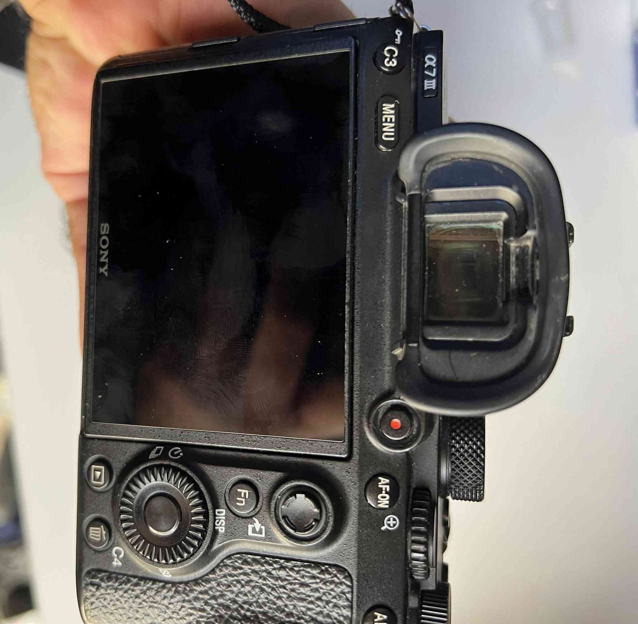 كامرا sony a7 iii
مع عدسة 70-24
للبيع بسعر مليون و600
***********
