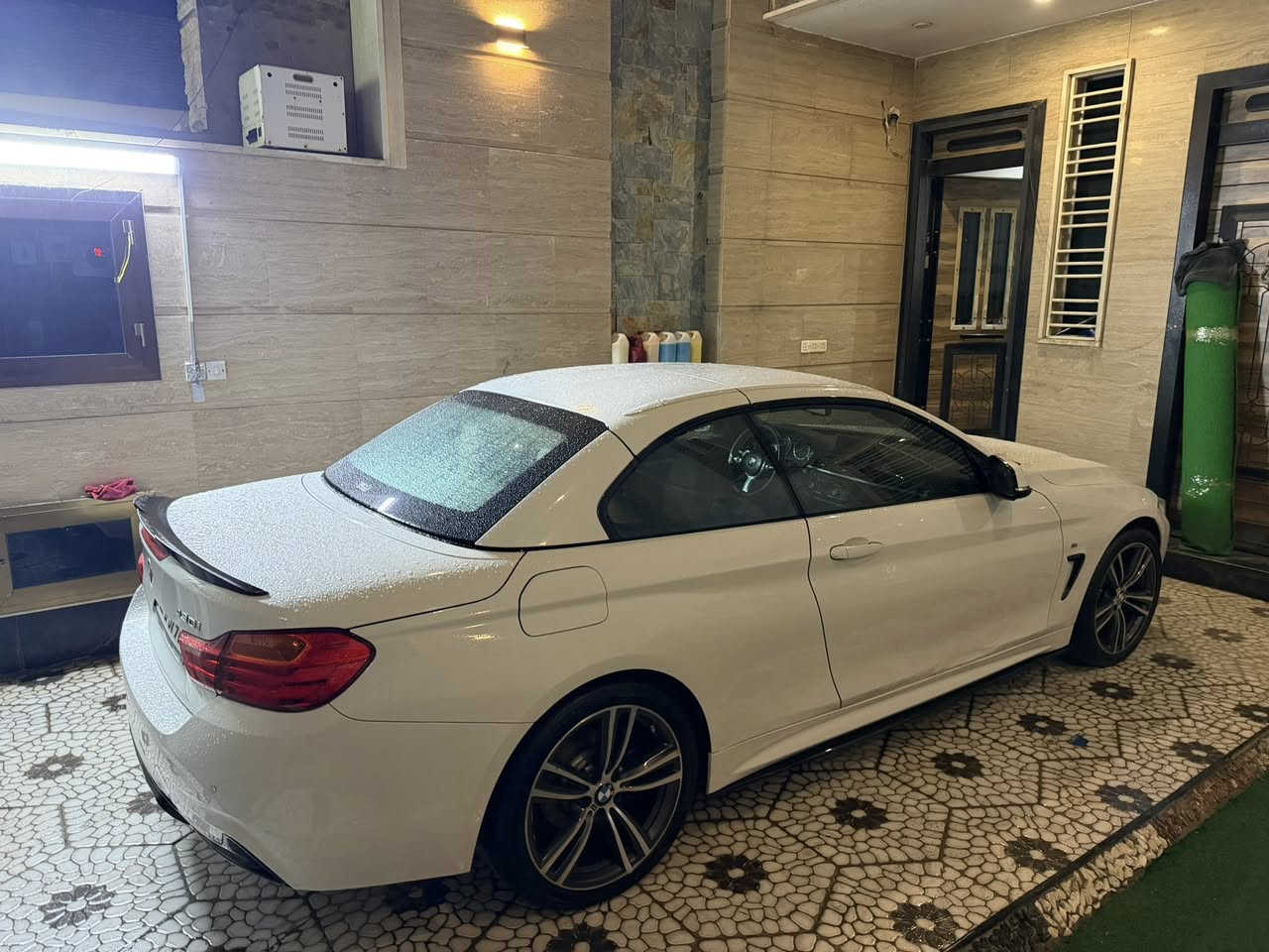 Bmw 430 i2017 دعاميه ام فور 
مواصفات / فول 1/1 للرادار
سياره ام بكج اصلل كلها مختمه تم 
ماشيه 89 الف فقطط جديده كارتون
كشف حديد كهرباىي
كشنات جلد تدفئه
خزن ميموري 
رادار امامي 
ردارات جانبيه 
هيتر مري 
فول للعين داخل قيسي نظيف 
سياره بدون نقص برغي واحد كامله للاخير 
الحادث / كلين تاتيل كفاله من الصبغ فقط دعاميه مال تحديث 
وبيها طخه بالباب من جوه حتى ممصلحها على وضعها 
سعر 208 وبيها مجال 
*********** مكاني بالاعظميه او البنوك 
لحد يقارن بالمهجوم موجود حتى ب140 ورقه وسياره كشف يعني مميزه وقليل كلش الي تعجبه احطه على راسي متعجبك سمعنا شي حلو
