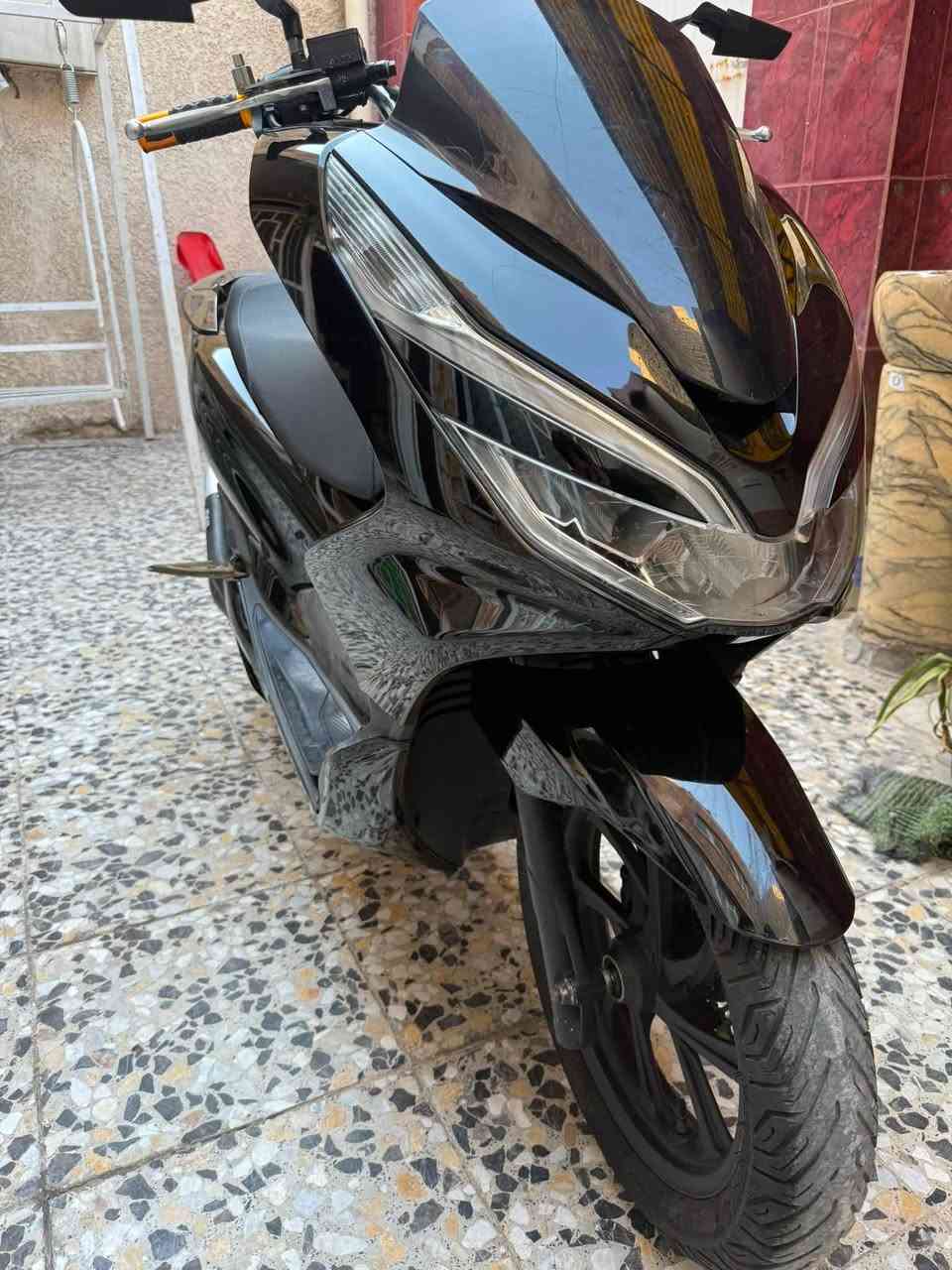 سلام عليكم دراجه pcx جيل ٣ كفاله عامه
للبيع سعر ٢٢٥٠
دراجه رمبه مجال حق جيه 
مكاني مدينه صدر 
رقم ***********
