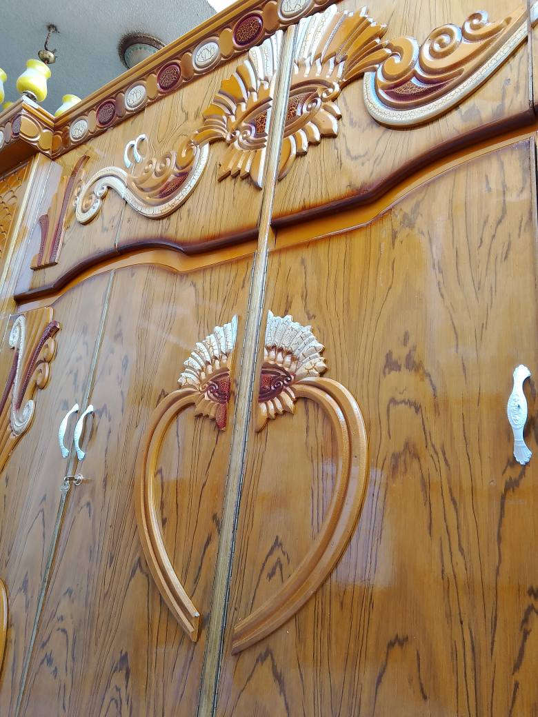 السلام عليكم كنتور 6باب طابقين للبيع داخل خارج صاج للبيع السعر 225وبي مجال المكان نجف الاشرف الشراي يتصل على الرقم *********** ويوجد خدمه توصيل داخل النجف الاشرف @إشارة النجف, العراق
