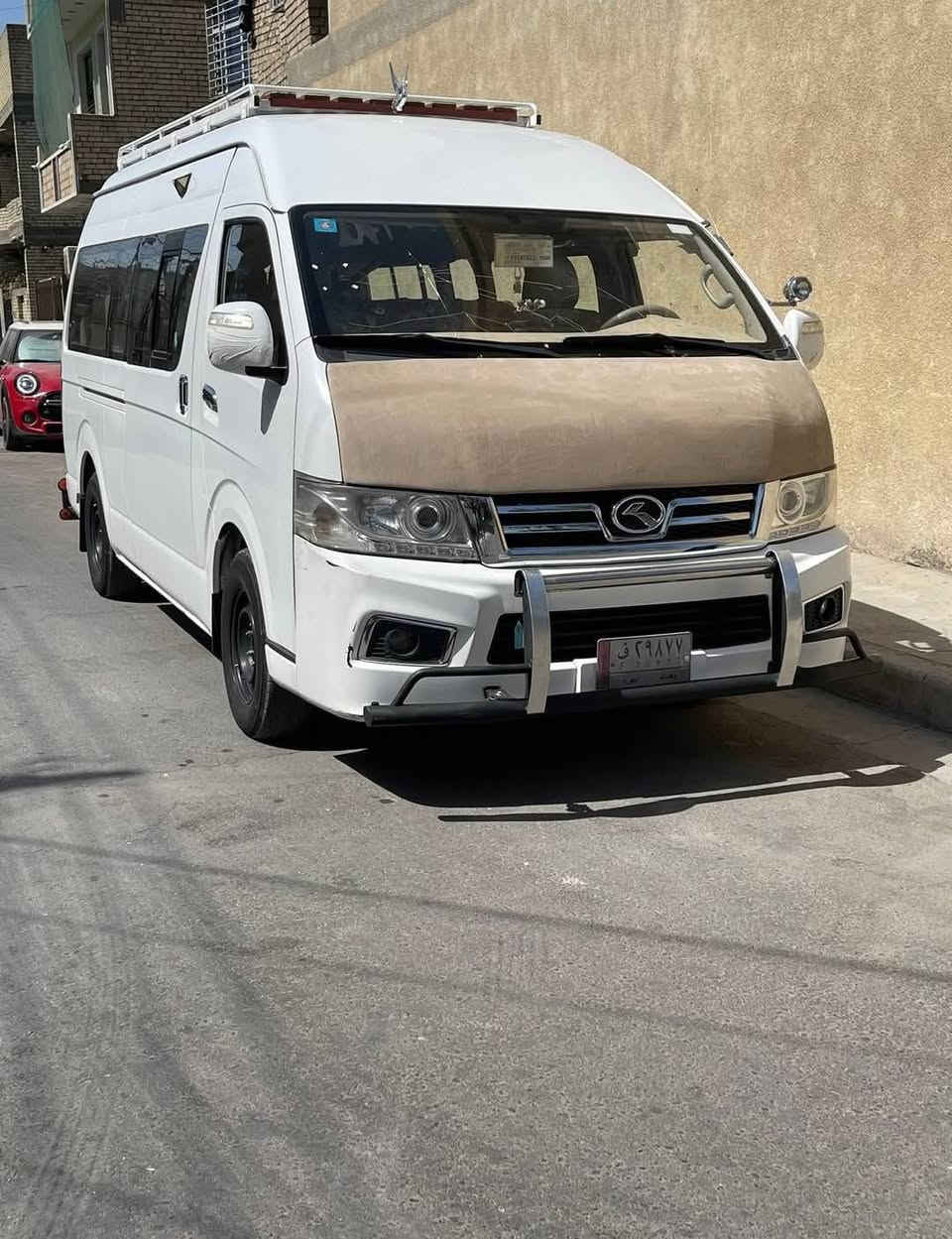 سلام عليكم كنك لونك موديل ٢٠٢٢ كفاله عامه ماشيه ١١٧ السياره كامله سيبايه درع امامي وخلفي شاشه كامره تايرات  دوشمه كشنات هايسه ام بوز منضومه غاز منضومة زنون السياره خير من الله عارضها ١٨٥وبيها مجال مكاني بغداد حي القاهره ***********
