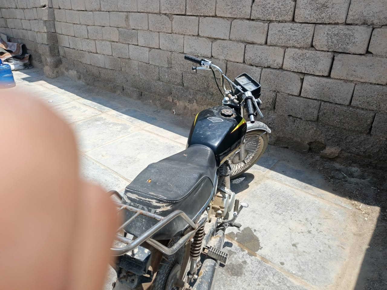دراجه للبيع مكان الدوانيه ***********
