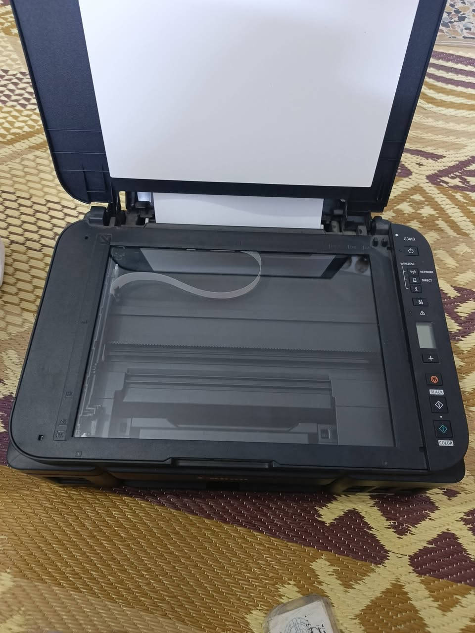 سلام عليكم طابعه كانون للبيع جديده صار شهرين من من ماخذهة السعر 100 رقم التليفون *********** عنوان بغداد
