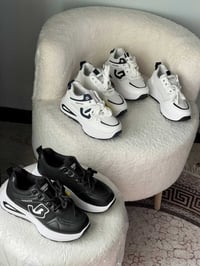 ملابس • للبيع