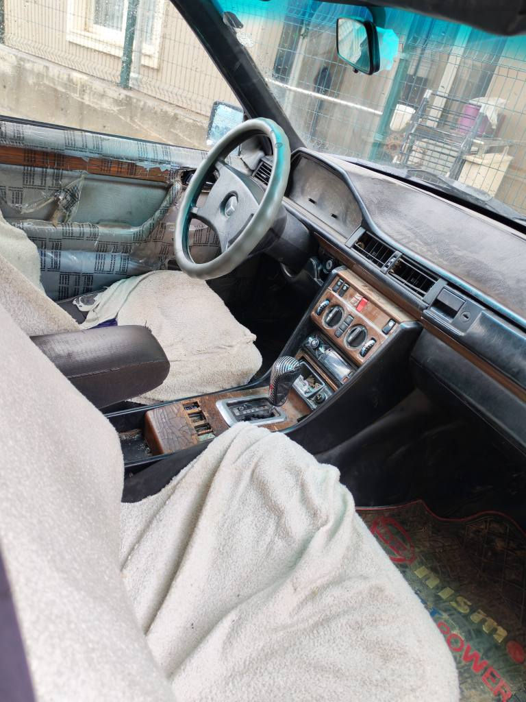 مارسیدس کوپەی أربيل, العراق


**إذا كنت صاحب هذا الإعلان وتريد حذفه لأي سبب، رجاءا أرسل رسالة إلى الدعم الفني**