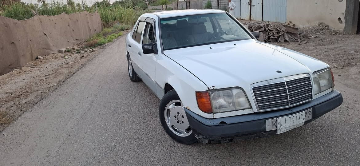 مارسيدس دب ١٩٩٣ رقم ديالى ٤٧ وبيه مجال
***********

