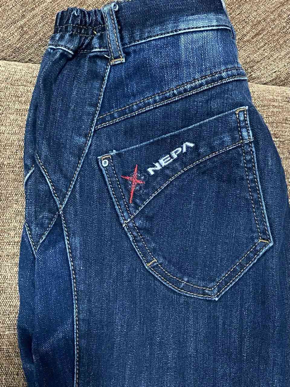 ماركة nepa نظافة فول 
 الكمر 38
الطول 95
السعر ٢٠ الف
يوجد توصيل


**إذا كنت صاحب هذا الإعلان وتريد حذفه لأي سبب، رجاءا أرسل رسالة إلى الدعم الفني**