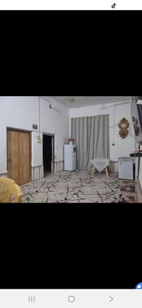 بيت للبيع الشعله 200م دربونه عرضها 4 م السعر 85 مع المجال اتصل 0782388...