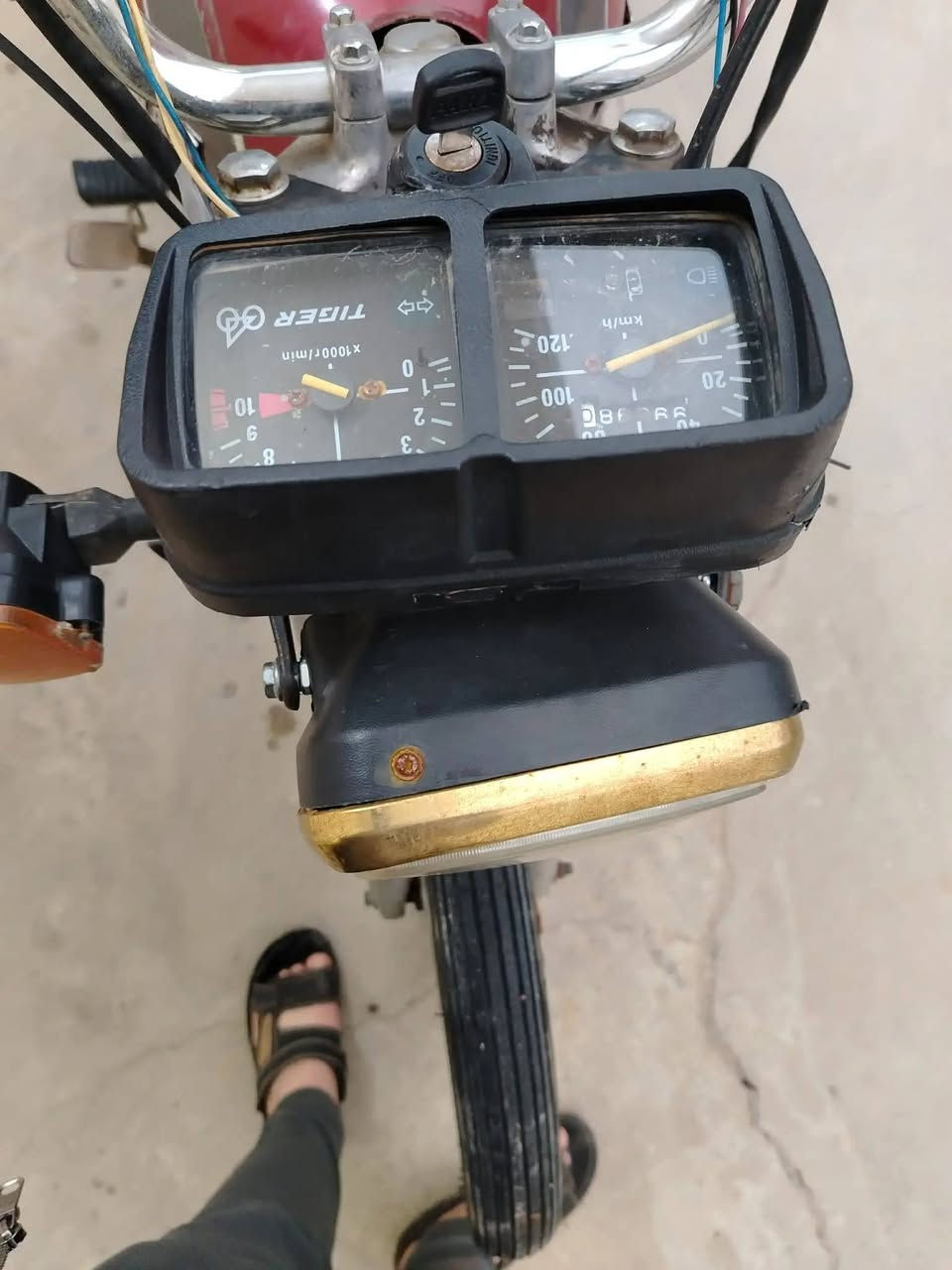 *#للبيـــــــــــــــع 
ماطور 
السعر250
العنوان كراج الشمال


**إذا كنت صاحب هذا الإعلان وتريد حذفه لأي سبب، رجاءا أرسل رسالة إلى الدعم الفني**