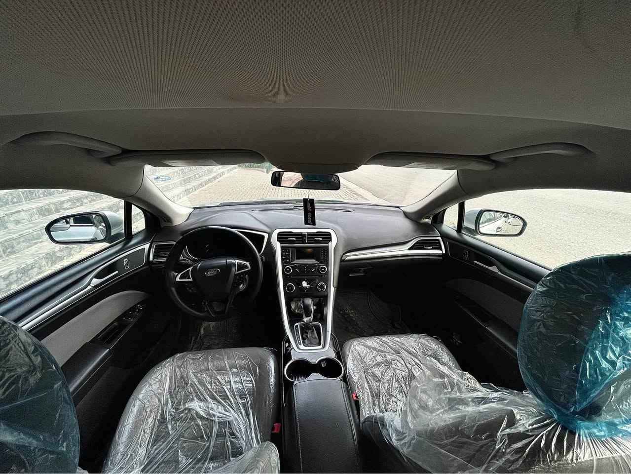 فۆرد فیوژن مۆدێل 2016
مەکینە ٢.٥ مەڕغوب
تەنها بۆنیتی بۆیاغە نموونەیە لە جوانی 
بەناوی خۆمە 
ڕەقەمی تازەیە
سەیارەکە ١٠٩ هەزار  ڕۆیشتووە
دوو سویچی شەریکەی لەگەڵە

ژ.م/
                                                            ***********
*********** - ڤایبەر وەتس اپ السليمانية, العراق
