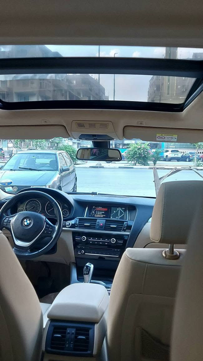 #Bmw///  X3  /// 2015
2000cc turbo  /__
للهواة الحالة الجيدة 
فابريكة بالكامل برة وجوة 
لا يوجد أي مصاريف صيانات نهائي او دهانات نهائي ____
صيانات منتظمة فى التوكيل حتى ١٩٥كم...
حاليا صيانات فى مركز متخصص بالفواتير 
حالة الماتور والفتيس والعفشة والكاوتش جيدة جدا 
رخصة مصر الجديدة 
المعاينة مصر الجديدة 
0100/986/7472 القاهرة, مصر


**إذا كنت صاحب هذا الإعلان وتريد حذفه لأي سبب، رجاءا أرسل رسالة إلى الدعم الفني**