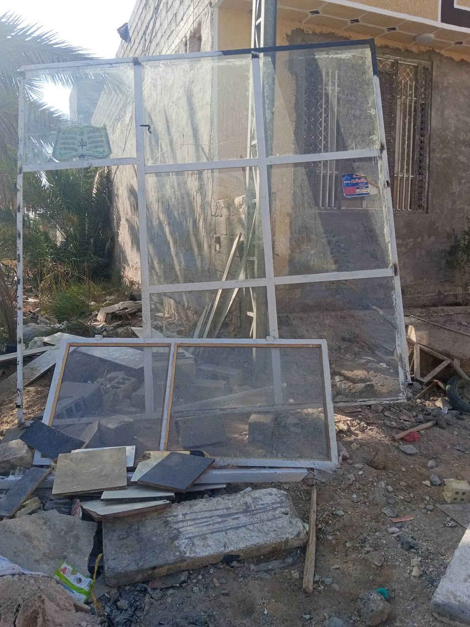 السلام عليكم باب محل دفتريه وباب جام خانه للبيع في كربلاء للاستفسار الاتصال على الرقم ***********
